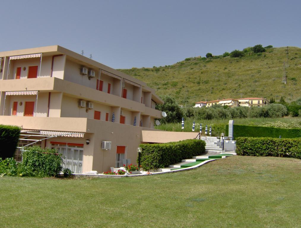 Hotel Svizzero Sangineto Exterior photo